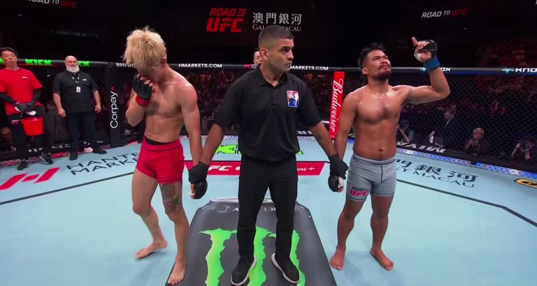 Chungreng Koren Opens RTU5 With Round 2 Rear-Naked Choke Submission