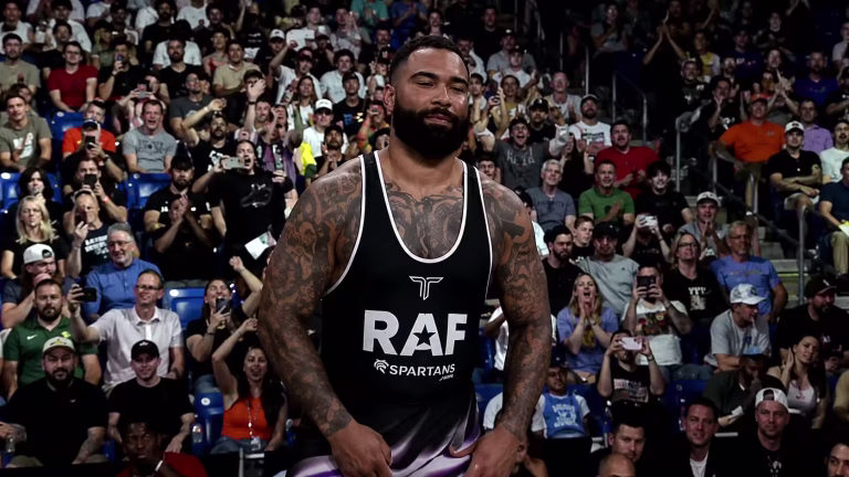 Gable Steveson Dominates RAF Debut With 10-0 Win Ahead of UFC 329
