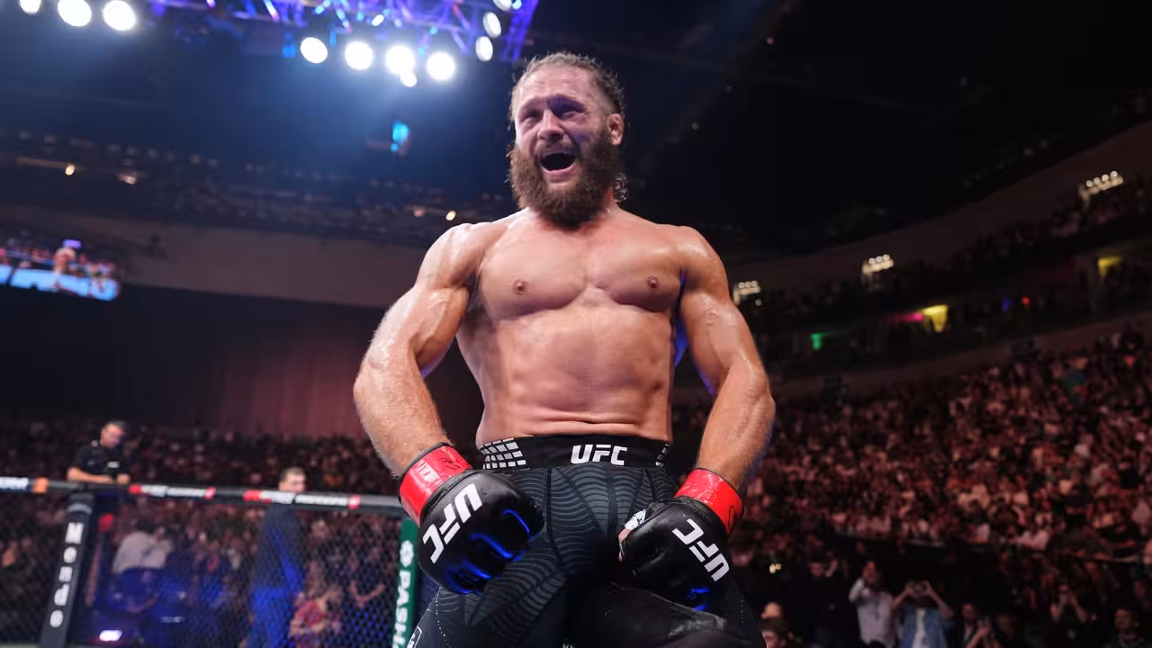 Rafael Fiziev Knocks Out Manuel Torres in 15 Seconds of Round Two