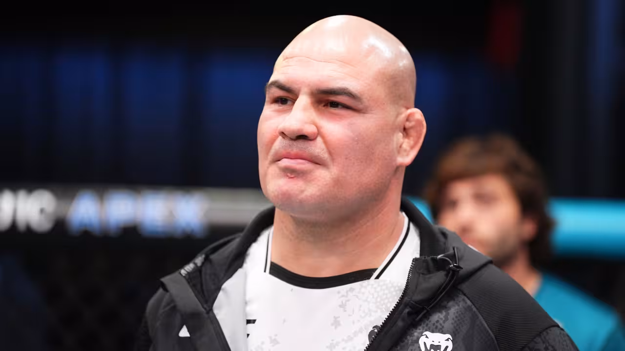 Cain Velasquez Predicts Islam Makhachev Will Beat Ian Machado Garry at UFC 330 1