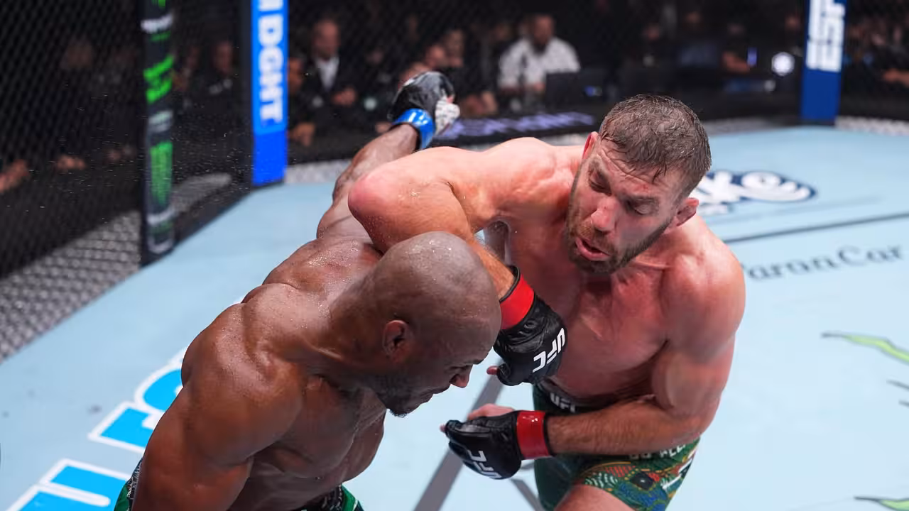 Dricus Du Plessis Controls Kamaru Usman Over Five Rounds for Decision Win