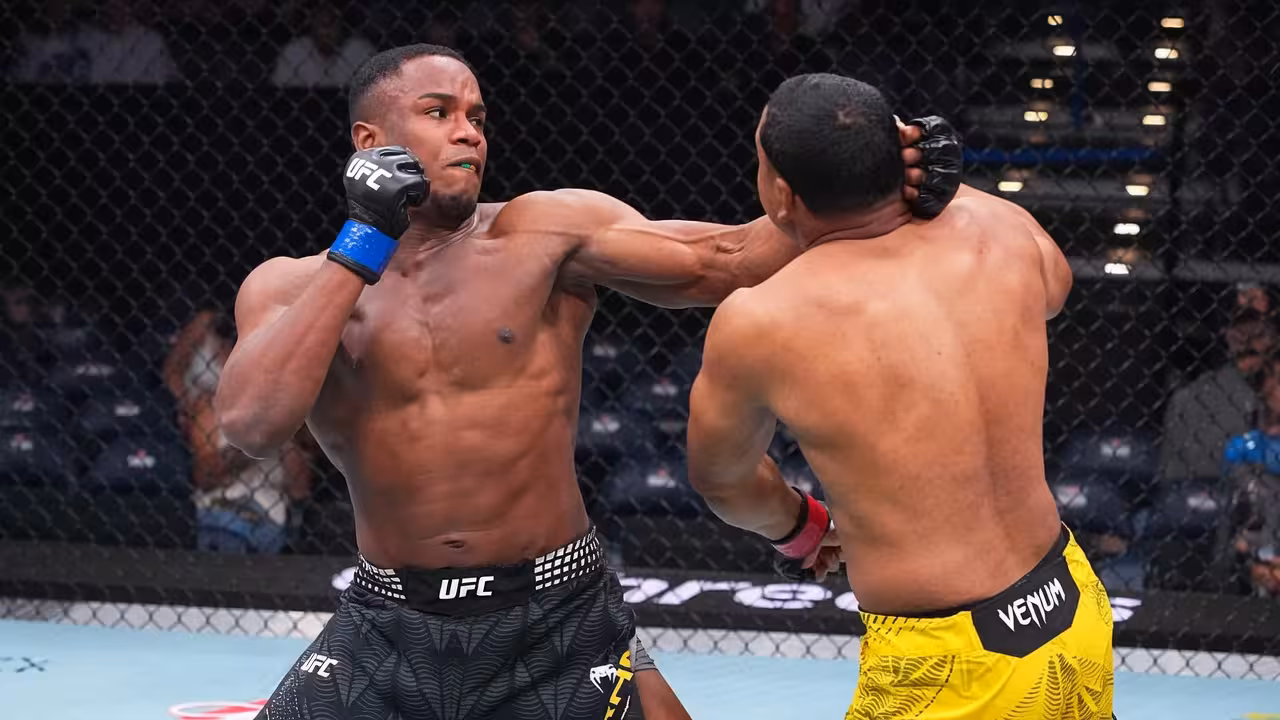 Felipe Franco Earns First UFC Win with Second-Round TKO of Levi Rodrigues Jr.