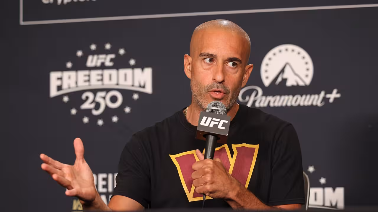 Jon Anik Calls Ilia Topuria a Mental Giant With Tremendous Aura — But Says He’s Still Unproven at Lightweight