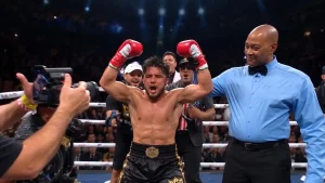 Henry Cejudo Wins Split Decision in Boxing Debut Over Walton